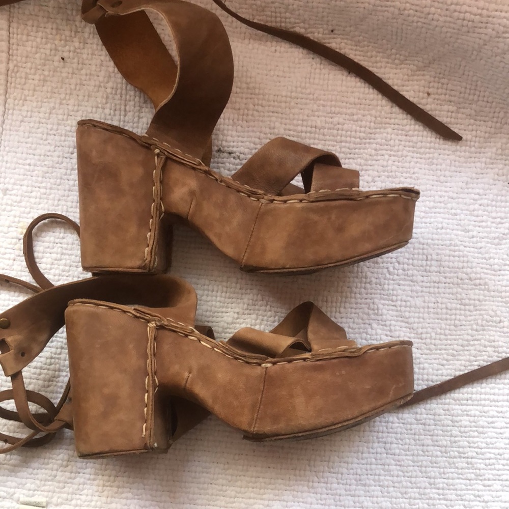 FREE PEOPLE Illusion Covered Platform Sandals 37